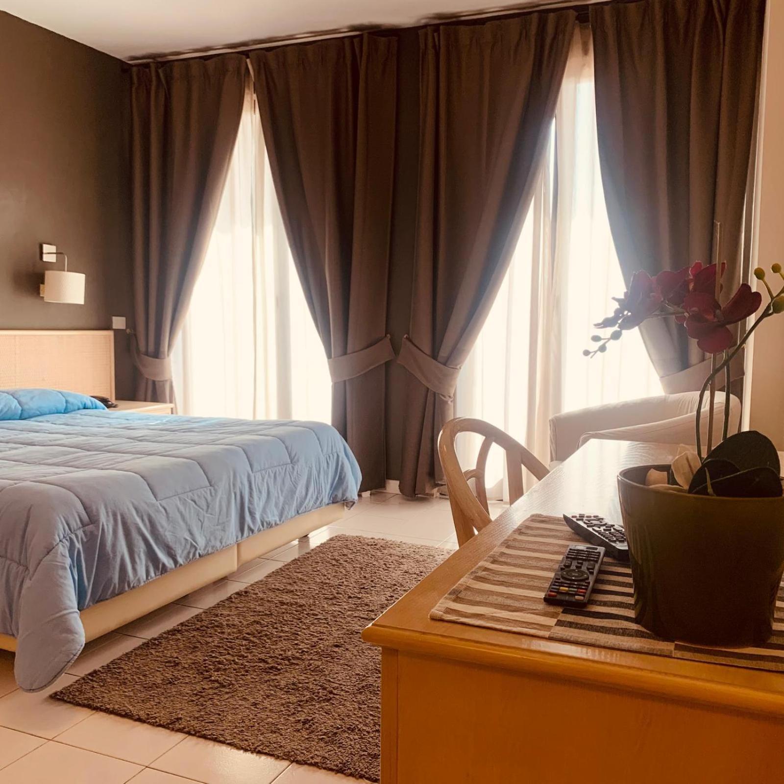 River Park Hotel Ameglia Eksteriør billede